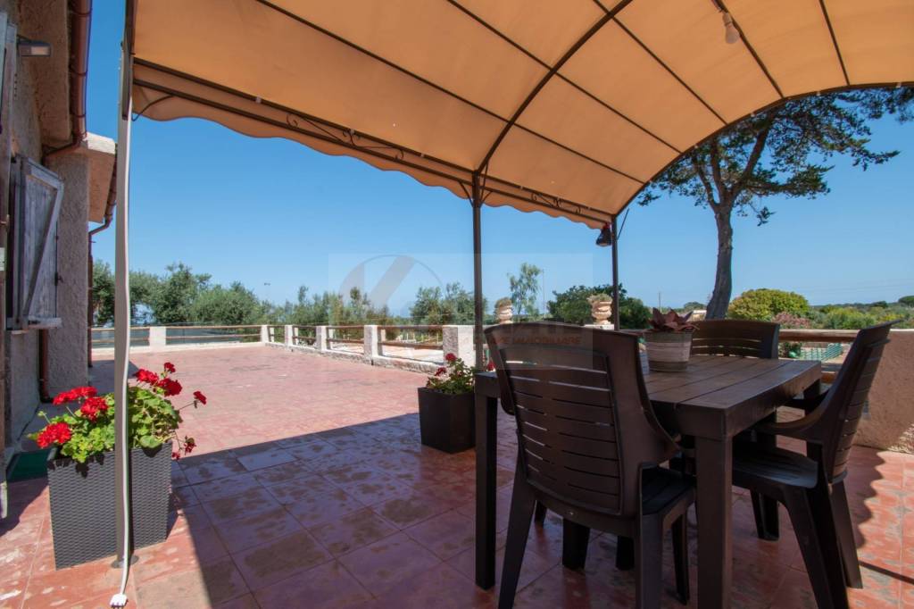 casa indipendente in vendita a Sorso