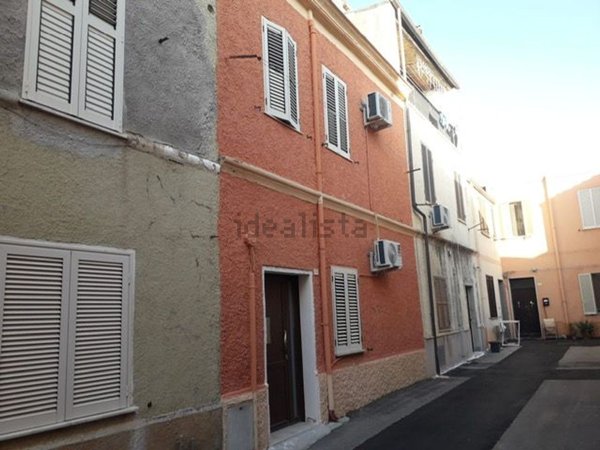 casa indipendente in vendita a Sorso