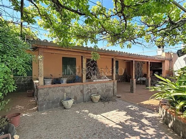 casa indipendente in vendita a Sorso