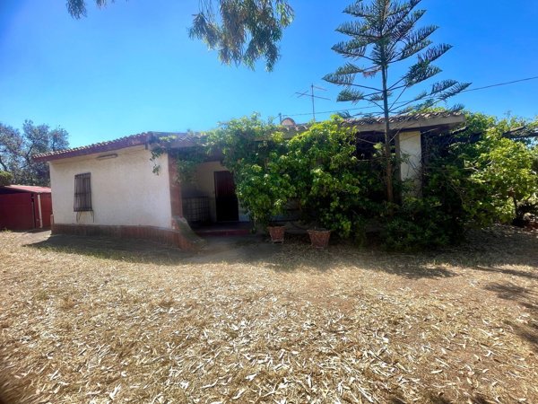 casa indipendente in vendita a Sorso