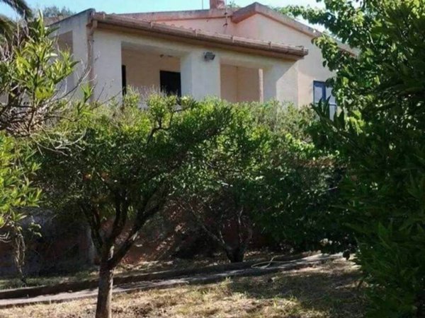 casa indipendente in vendita a Sorso