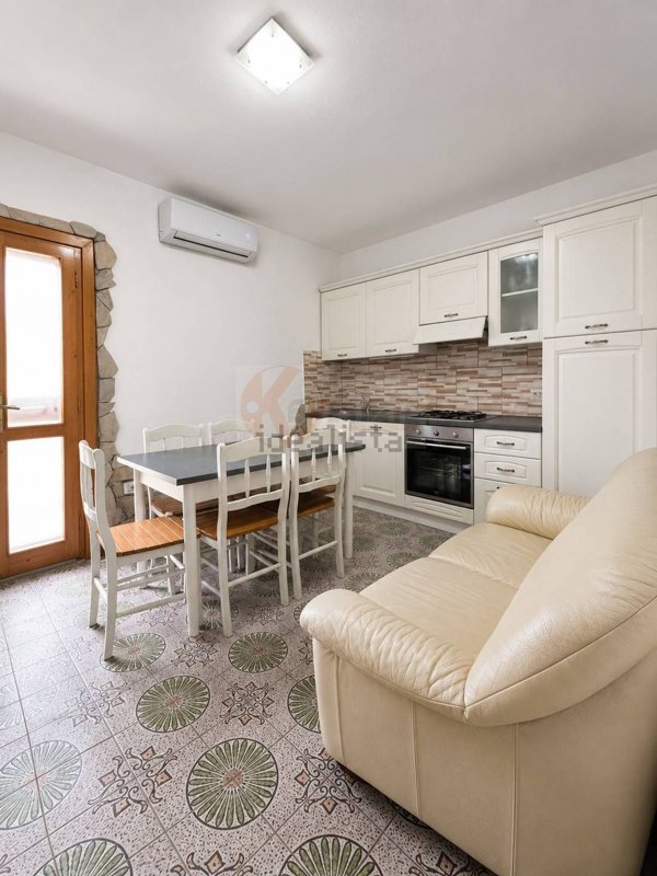 casa indipendente in vendita a Sorso