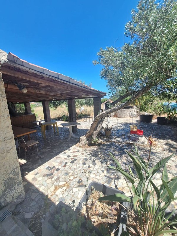 casa indipendente in vendita a Sorso