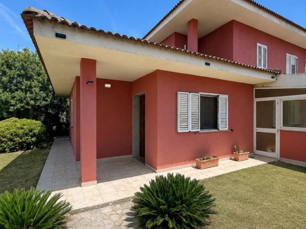 casa indipendente in vendita a Sorso