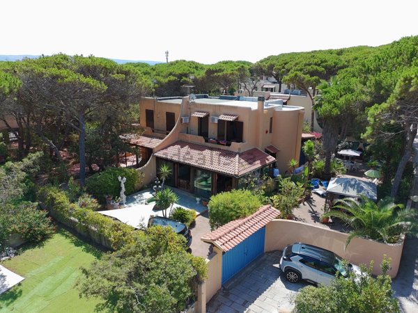 casa indipendente in vendita a Sorso