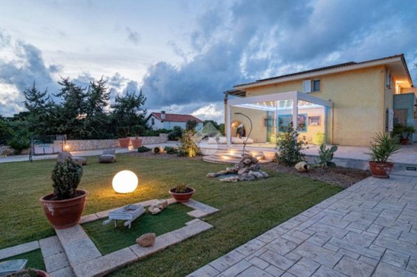 casa indipendente in vendita a Sorso in zona Eden Beach