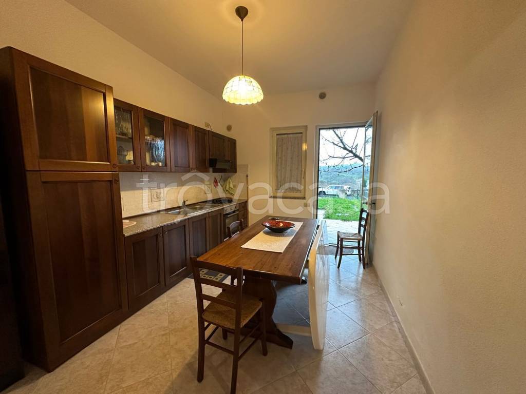 appartamento in vendita a Tempio Pausania in zona Bassacutena