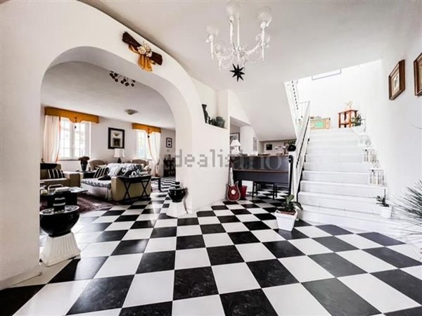 casa indipendente in vendita a Tempio Pausania
