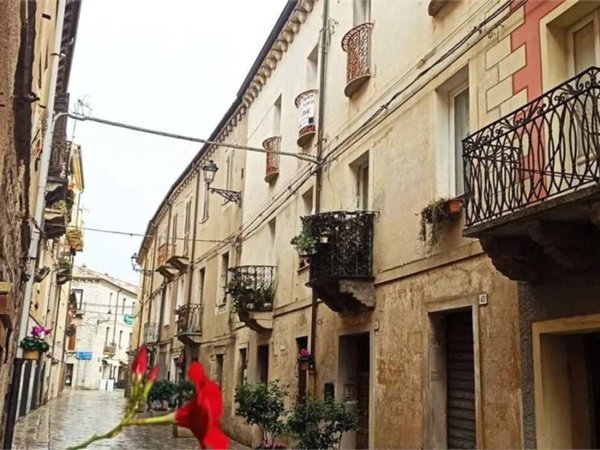 appartamento in vendita a Tempio Pausania