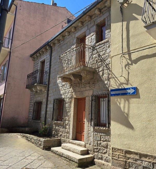 appartamento in vendita a Tempio Pausania