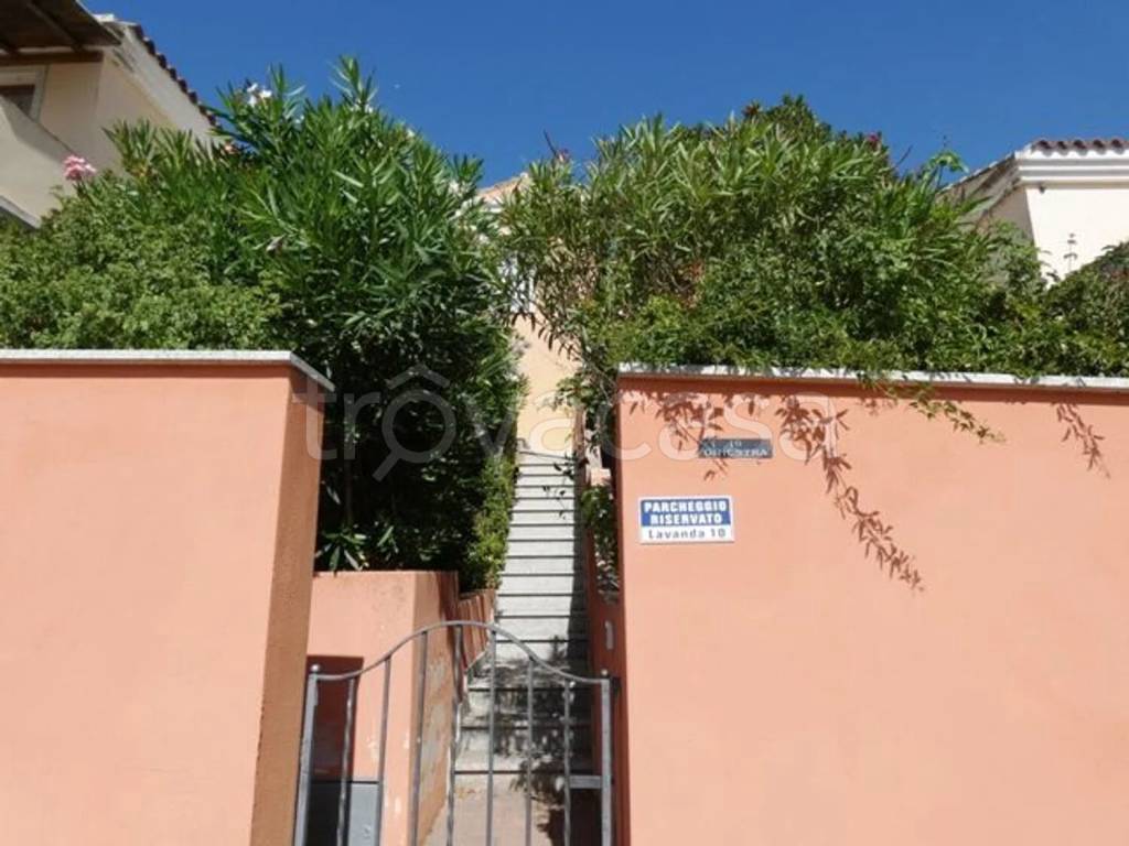 appartamento in vendita a Tempio Pausania in zona San Pasquale