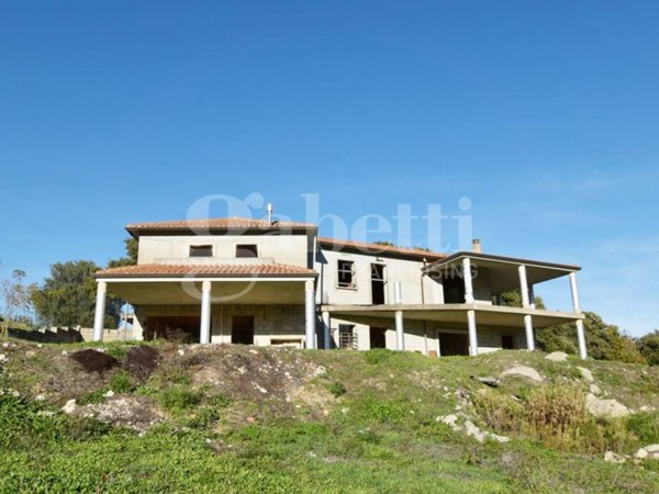 casa indipendente in vendita a Tempio Pausania