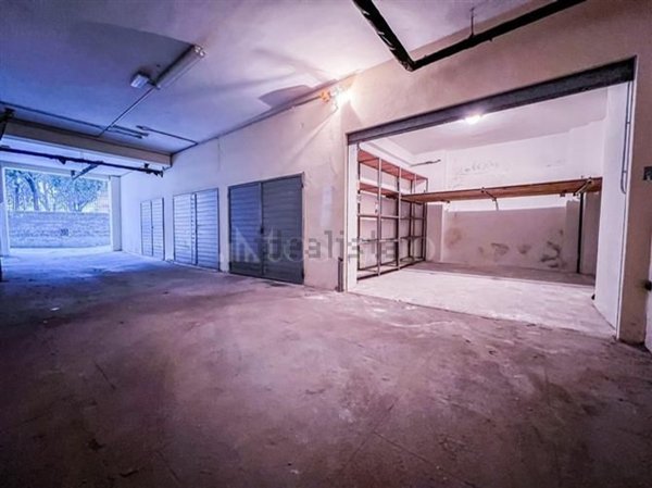 locale di sgombero in vendita a Tempio Pausania