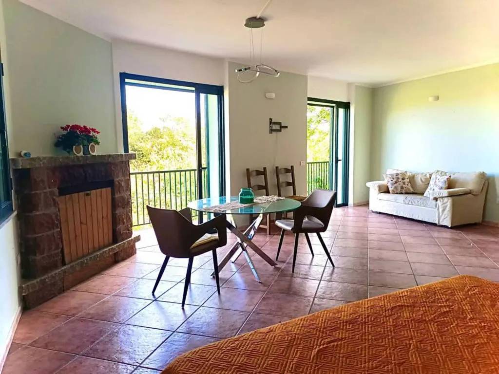 casa indipendente in vendita a Tempio Pausania