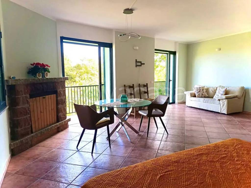 casa indipendente in vendita a Tempio Pausania