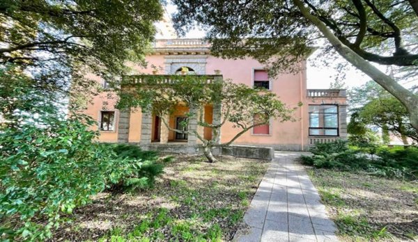 appartamento in vendita a Tempio Pausania