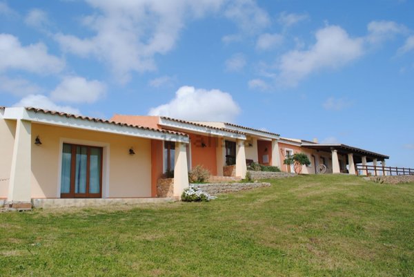 casa indipendente in vendita a Tempio Pausania