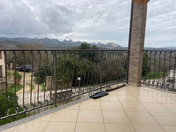 casa indipendente in vendita a Tempio Pausania