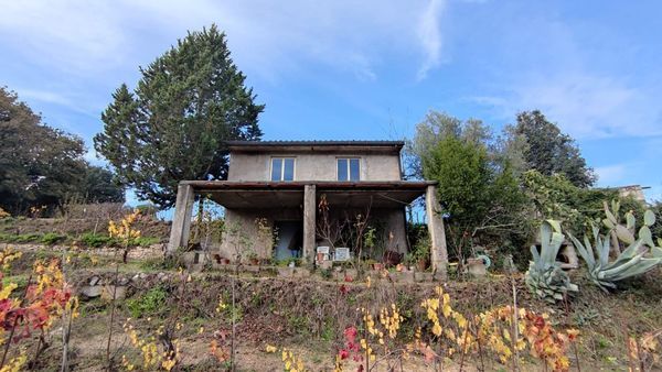casa indipendente in vendita a Tempio Pausania