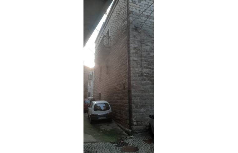 intera palazzina in vendita a Tempio Pausania