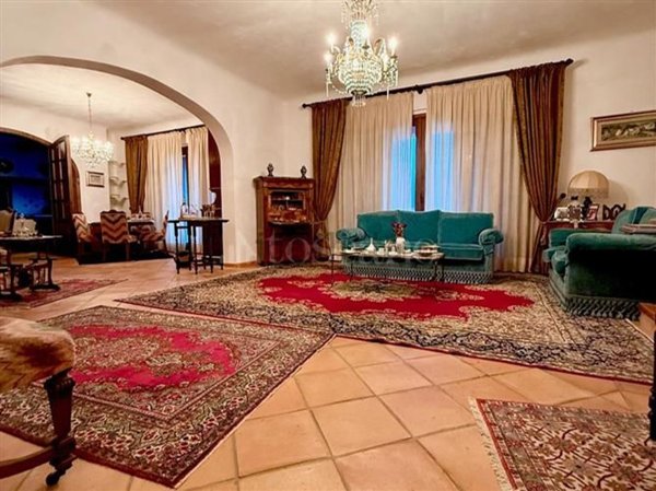 casa indipendente in vendita a Tempio Pausania