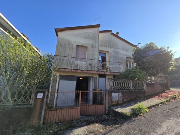 casa indipendente in vendita a Tempio Pausania