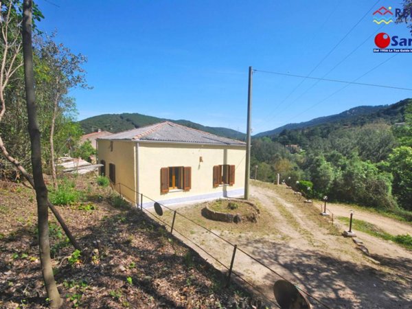 casa indipendente in vendita a Tempio Pausania