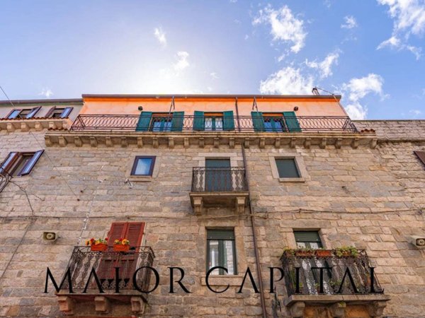 appartamento in vendita a Tempio Pausania