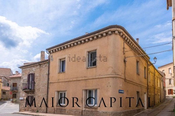 pentavano in vendita a Tempio Pausania