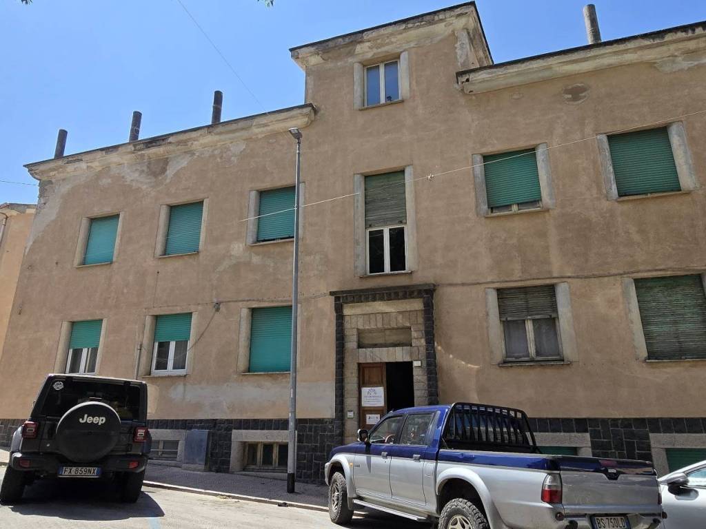 ufficio in vendita a Tempio Pausania