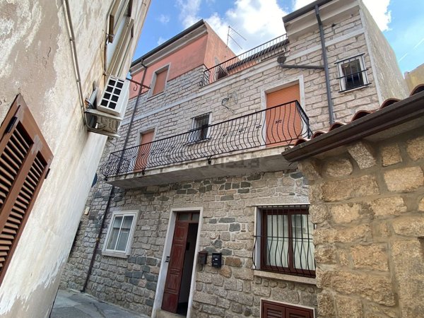 appartamento in vendita a Tempio Pausania