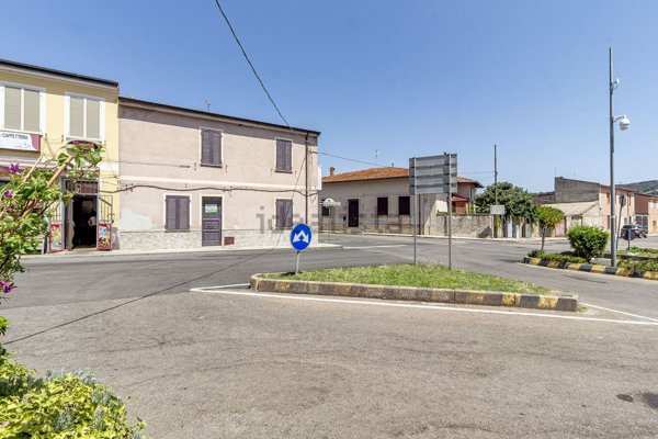 casa indipendente in vendita a Thiesi