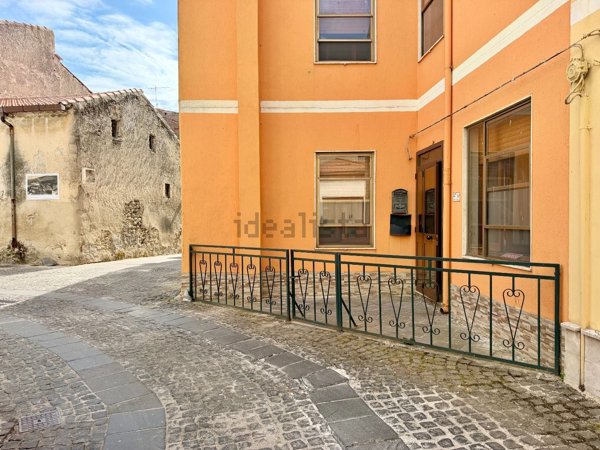 casa indipendente in vendita a Thiesi
