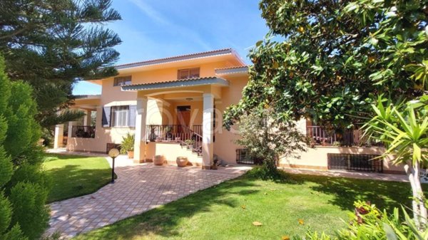 casa indipendente in vendita a Thiesi