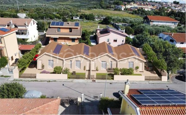 casa indipendente in vendita a Tissi