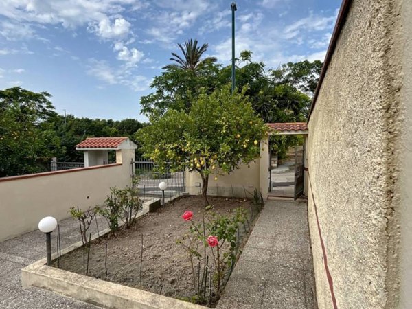 casa indipendente in vendita a Tissi