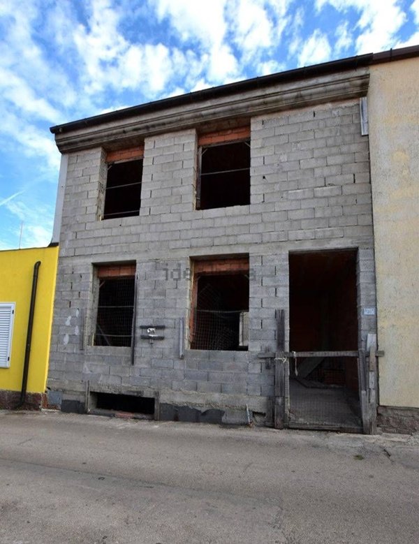 casa indipendente in vendita a Tissi