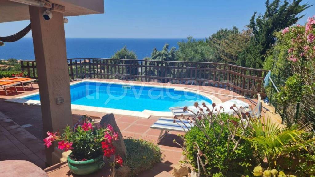 casa indipendente in vendita a Trinità d'Agultu e Vignola in zona Costa Paradiso