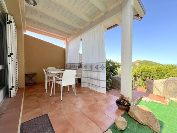 appartamento in vendita a Trinità d'Agultu e Vignola in zona Costa Paradiso