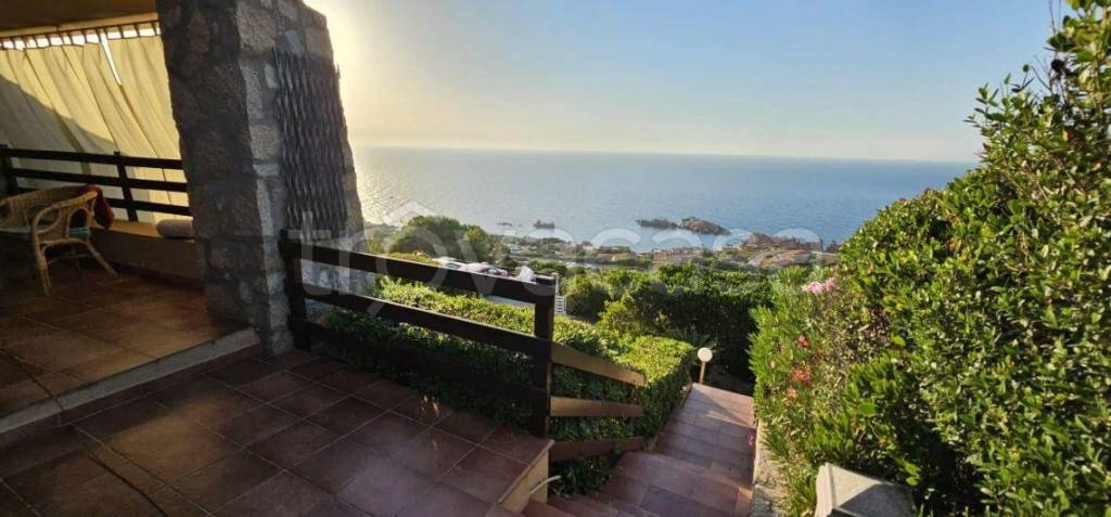 casa indipendente in vendita a Trinità d'Agultu e Vignola in zona Costa Paradiso