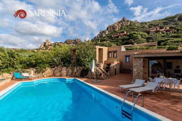 casa indipendente in vendita a Trinità d'Agultu e Vignola in zona Costa Paradiso