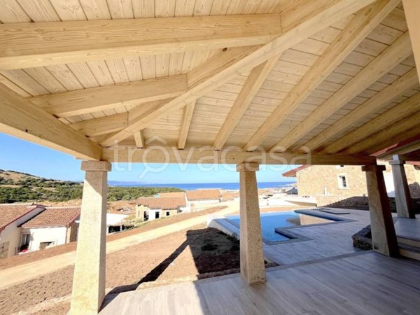 casa indipendente in vendita a Trinità d'Agultu e Vignola in zona Isola Rossa