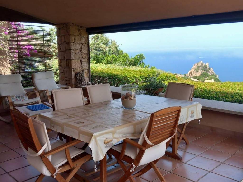 casa indipendente in vendita a Trinità d'Agultu e Vignola in zona Costa Paradiso