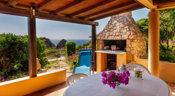 appartamento in vendita a Trinità d'Agultu e Vignola in zona Costa Paradiso