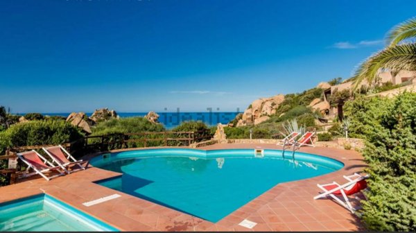 appartamento in vendita a Trinità d'Agultu e Vignola in zona Costa Paradiso
