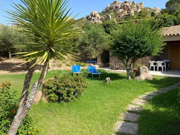 casa indipendente in vendita a Trinità d'Agultu e Vignola in zona Costa Paradiso