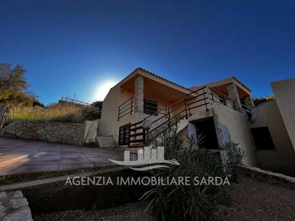 casa indipendente in vendita a Trinità d'Agultu e Vignola in zona Costa Paradiso