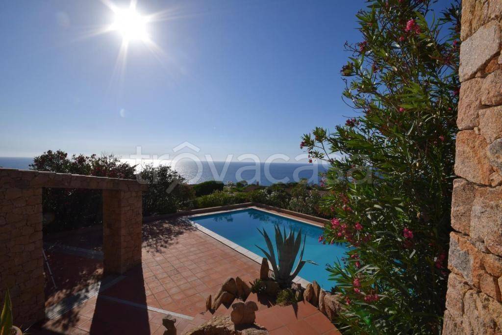 casa indipendente in vendita a Trinità d'Agultu e Vignola in zona Costa Paradiso
