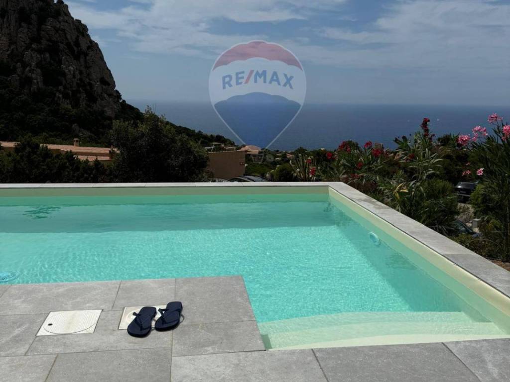 casa indipendente in vendita a Trinità d'Agultu e Vignola in zona Costa Paradiso