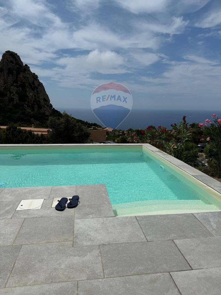casa indipendente in vendita a Trinità d'Agultu e Vignola in zona Costa Paradiso